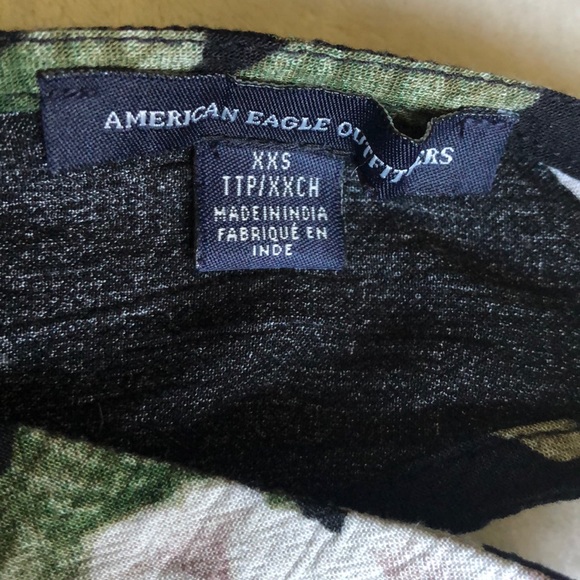 🦅Like New! AE Dress. - Picture 4 of 4